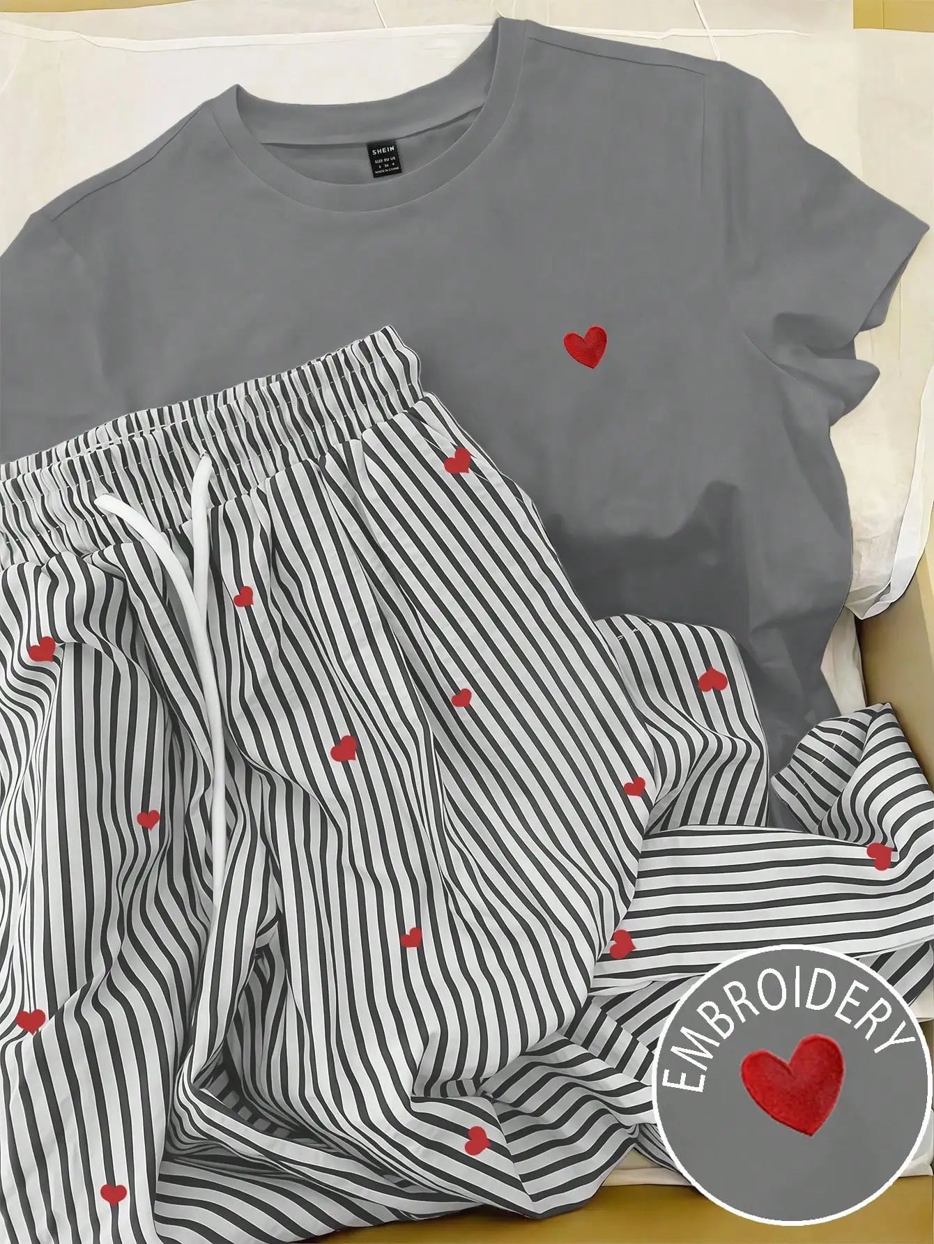 INAWLY Women's Heart Print Round Neck Short Sleeve T-Shirt And Drawstring Waist Striped Pants Casual Suit