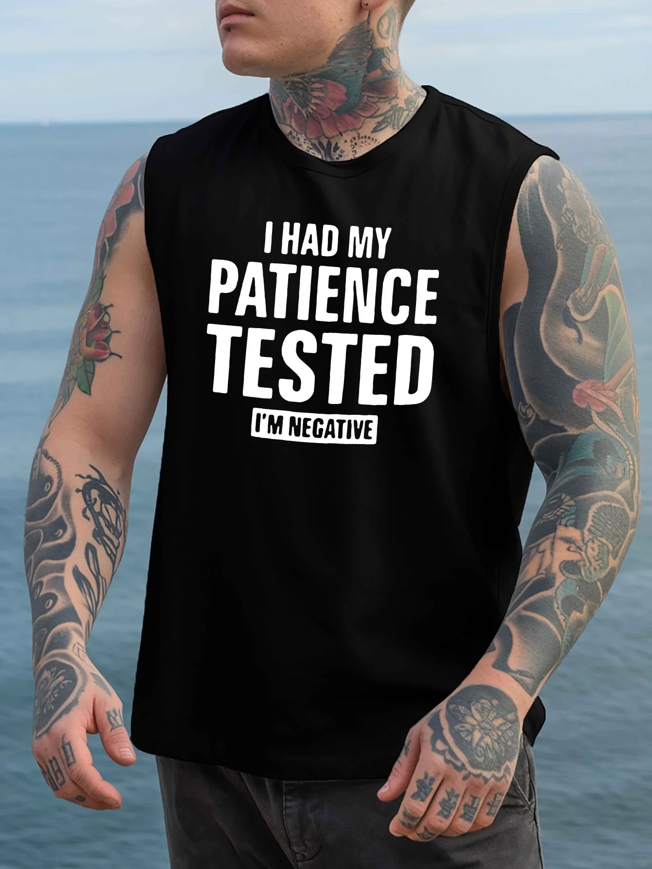 Men's summer t-shirt, suitable for basketball games. It features a fashionable design and printed sleeveless T-shirt.